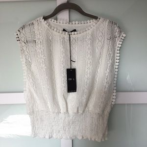 NWT’s Beautiful ODEL Lace White Shirt Size 6
